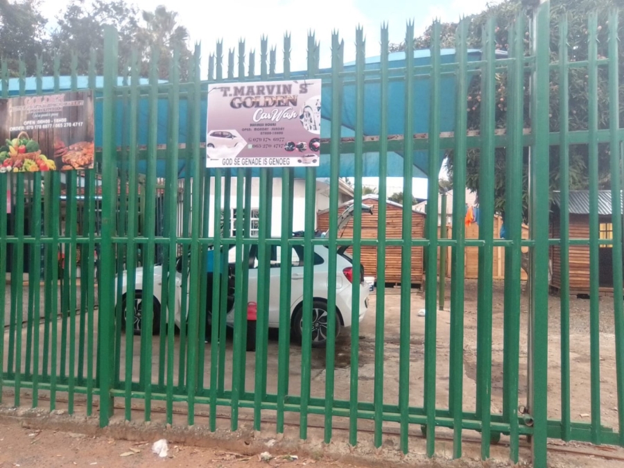 Commercial Property for Sale in Oos Einde North West